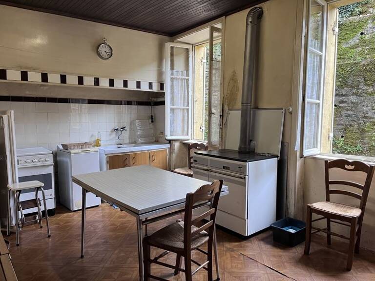 Maison de bourg de 8 pièces principales — photo 1