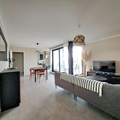 Appartement 3 pièces 360900 €