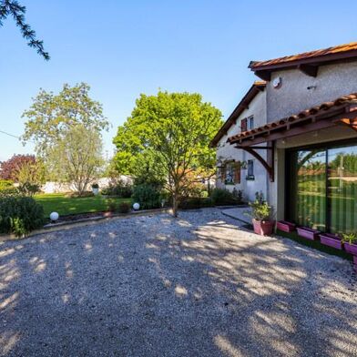 Maison 6 pièces 307110 €