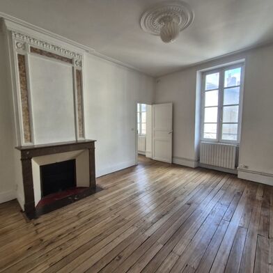 Appartement 3 pièces 103740 €
