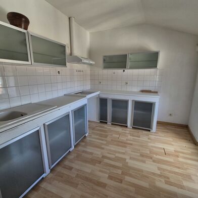 Appartement 3 pièces 114030 €