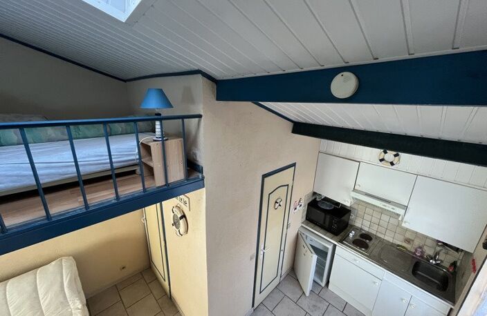 Maison en pierre de 2 pièces principales — photo 3