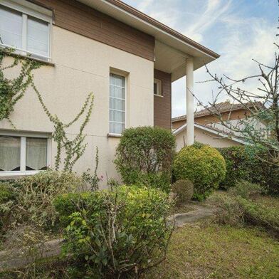 Maison 4 pièces 365680 €