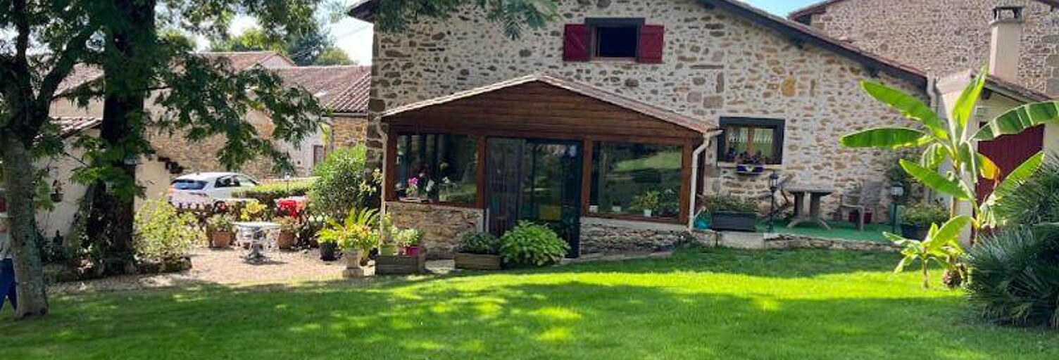 Maison 4 Pièces 140 m² à vendre à Écuras (16220)