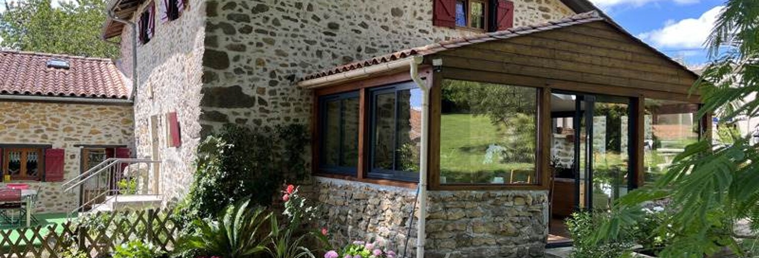 Maison 4 Pièces 140 m² à vendre à Montbron (16220)
