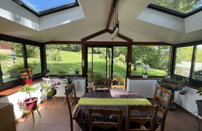 Maison en pierre de 4 pièces principales — photo 2