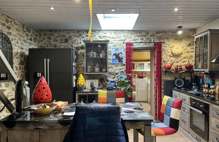 Maison en pierre de 4 pièces principales — photo 5