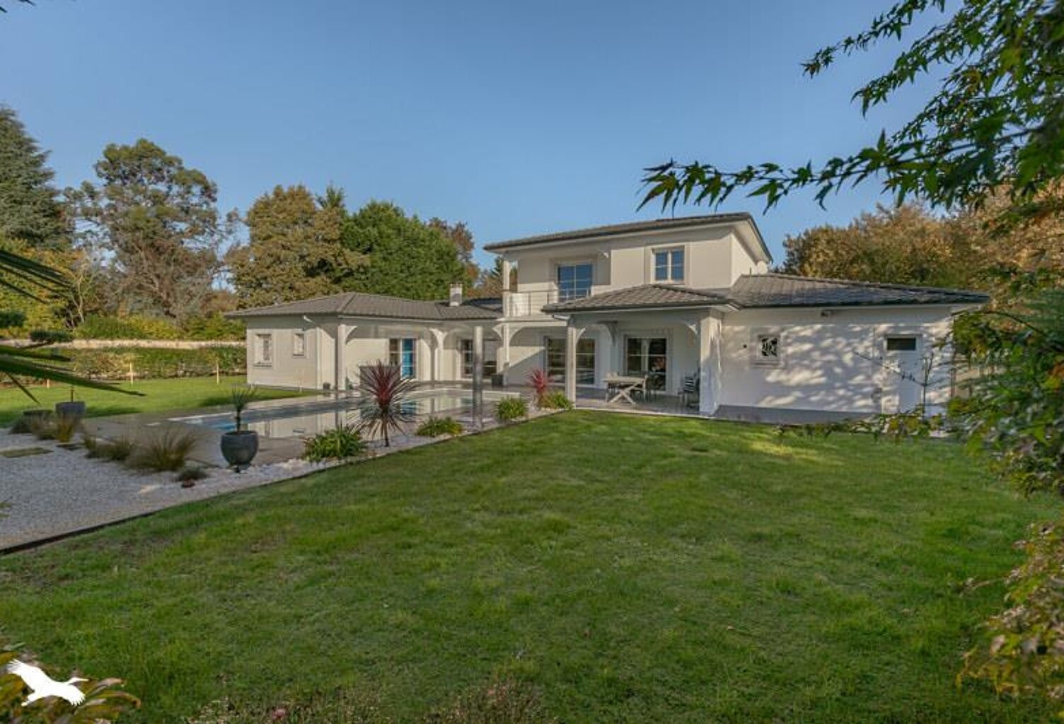 Contemporaine de 6 pièces principales — photo 1