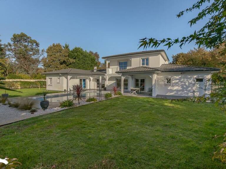 Contemporaine de 6 pièces principales — photo 1