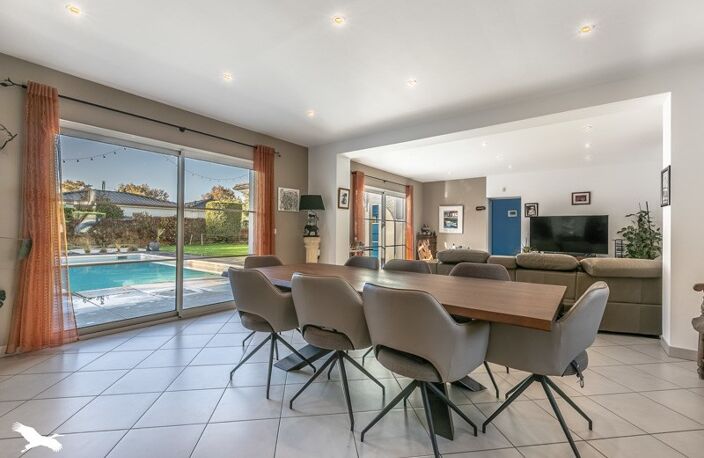 Contemporaine de 6 pièces principales — photo 2