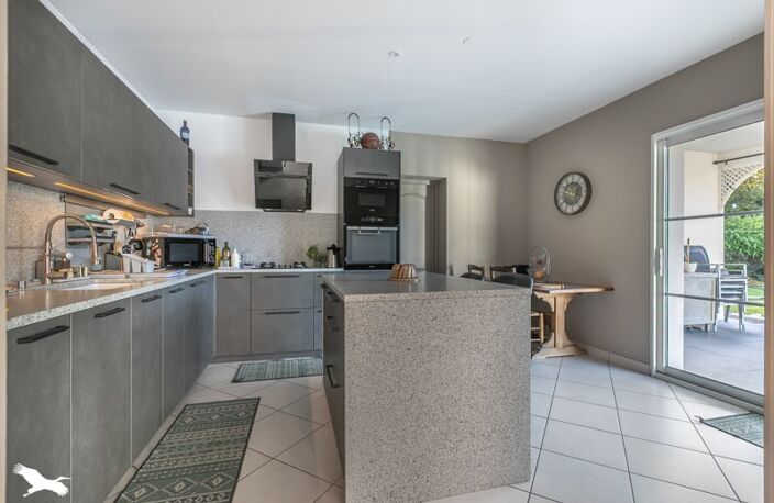 Contemporaine de 6 pièces principales — photo 3