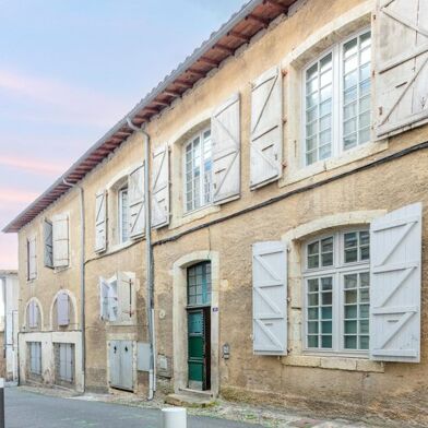 Immeuble  223650 €