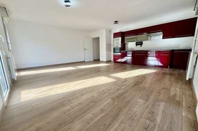 Appartement 3 pièces 223650 €