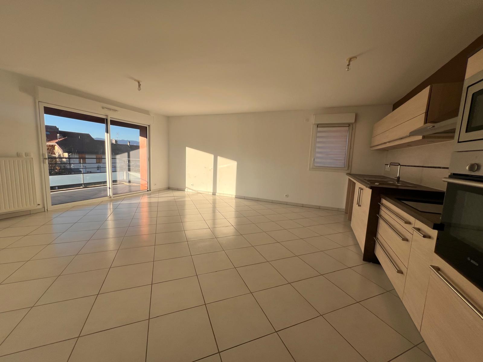 Appartement  T3 à louer Viry 74580