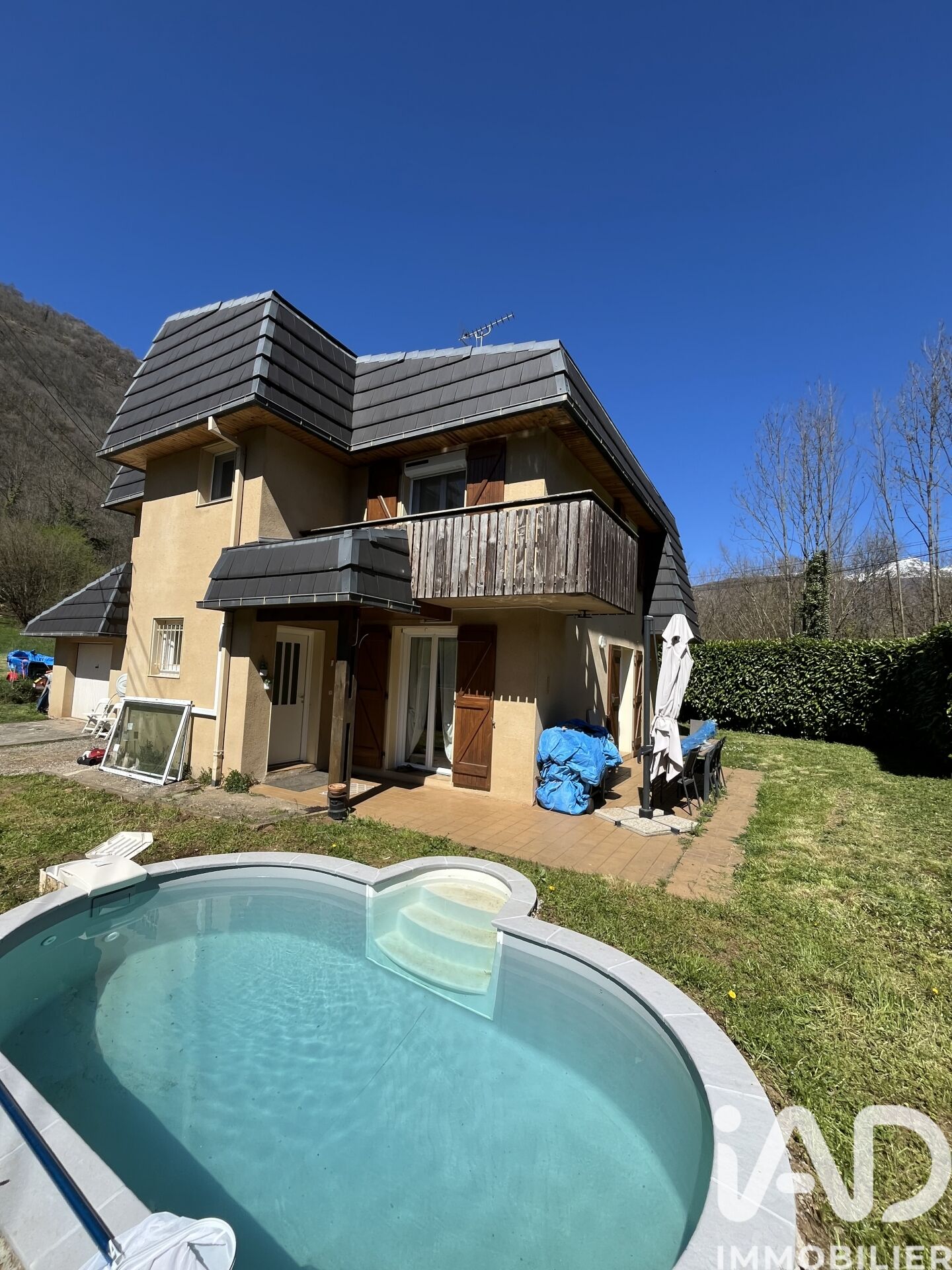 Aston - 118m² - 6p. - 4ch.