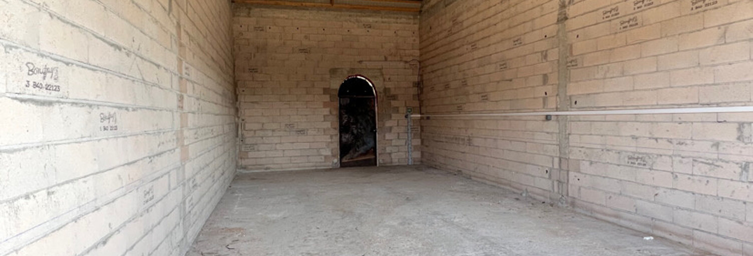 Bureau  110 m² à louer à Trets (13530)