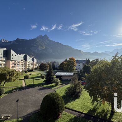 Appartement 3 pièces 265000 €