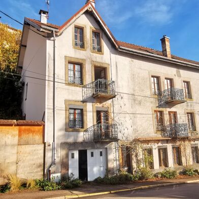 Maison 10 pièces 76000 €