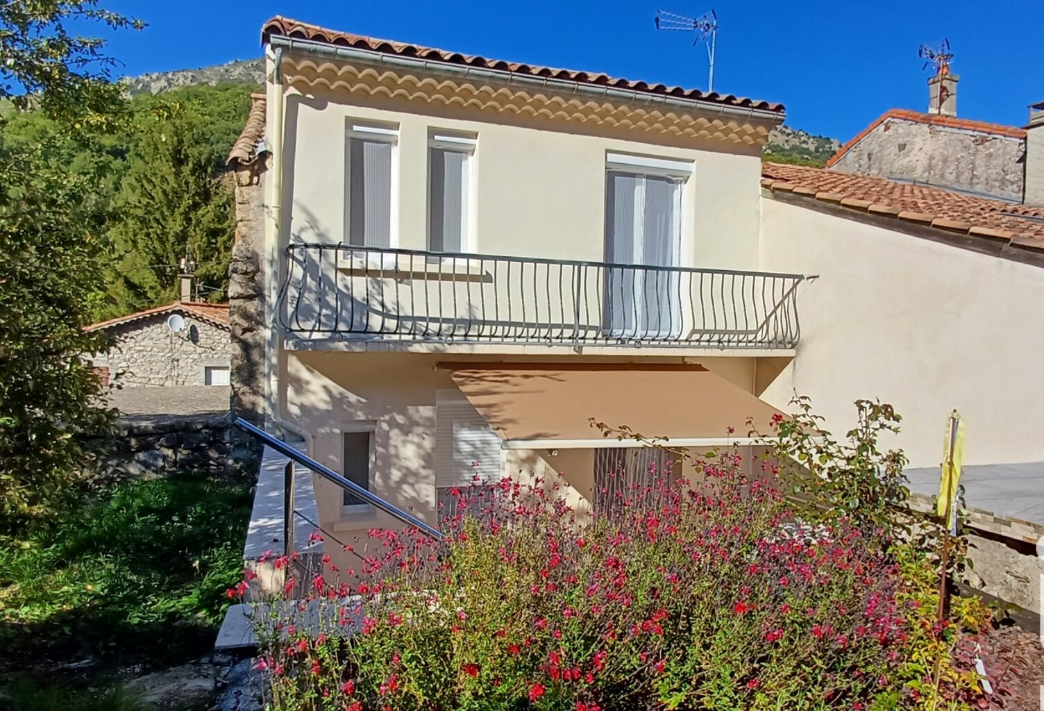Vente Maison/villa 4 pièces — photo 1