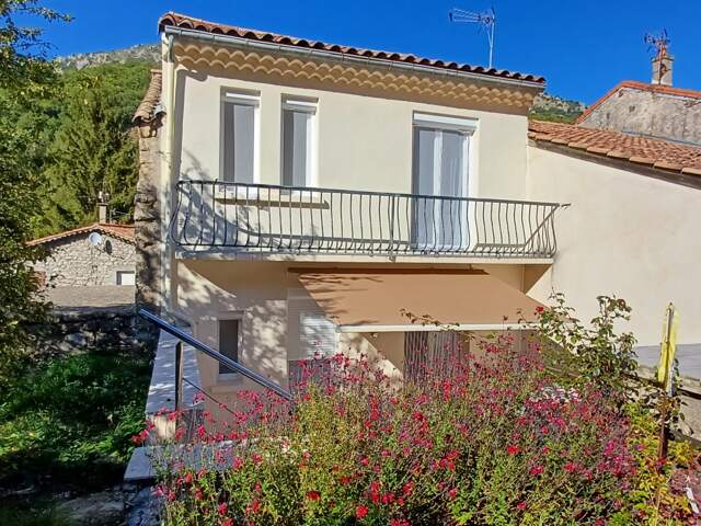 Vente Maison/villa 4 pièces — photo du bien
