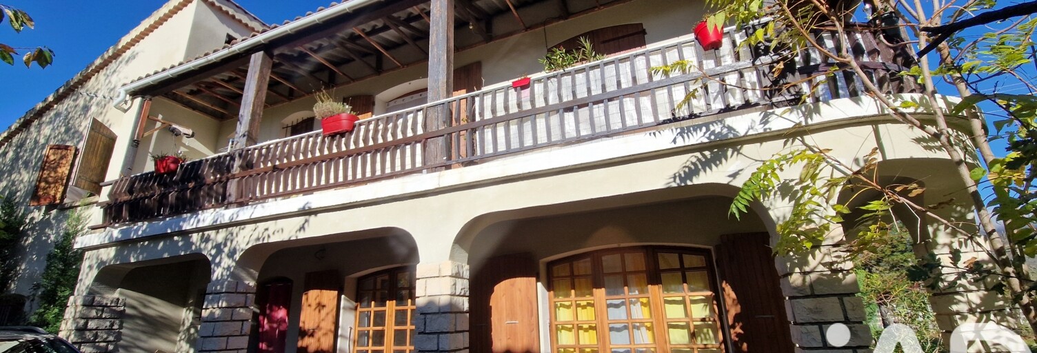 Maison 9 Pièces 185 m² à vendre à Salignac (04290)