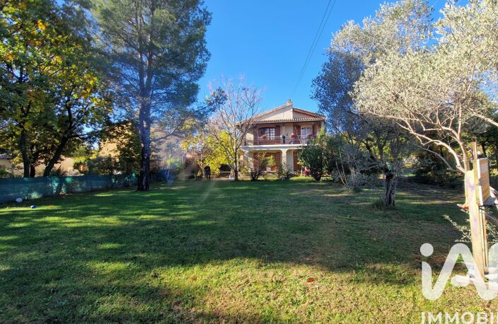 Vente Maison/villa 9 pièces — photo 2