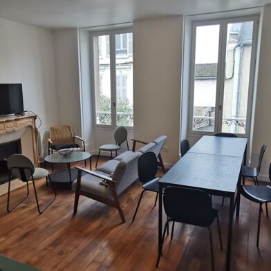 Appartement 6 pièces 248860 €