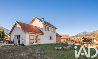 Maison 5 Pièces 114 m² à vendre à Forest-Saint-Julien (05260)