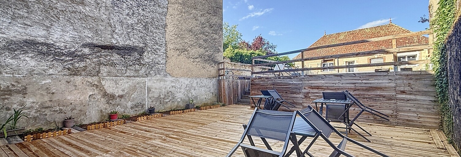 Maison 6 Pièces 278 m² à vendre à Saint-Pierre-le-Moûtier (58240)