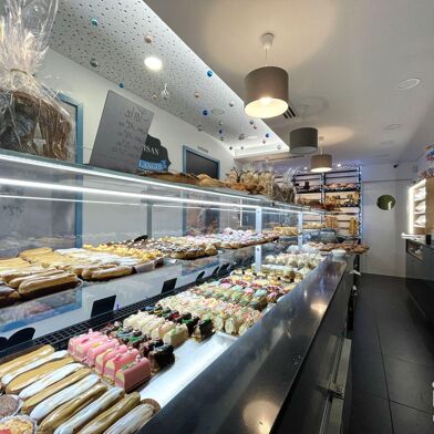 Commerce  398000 €