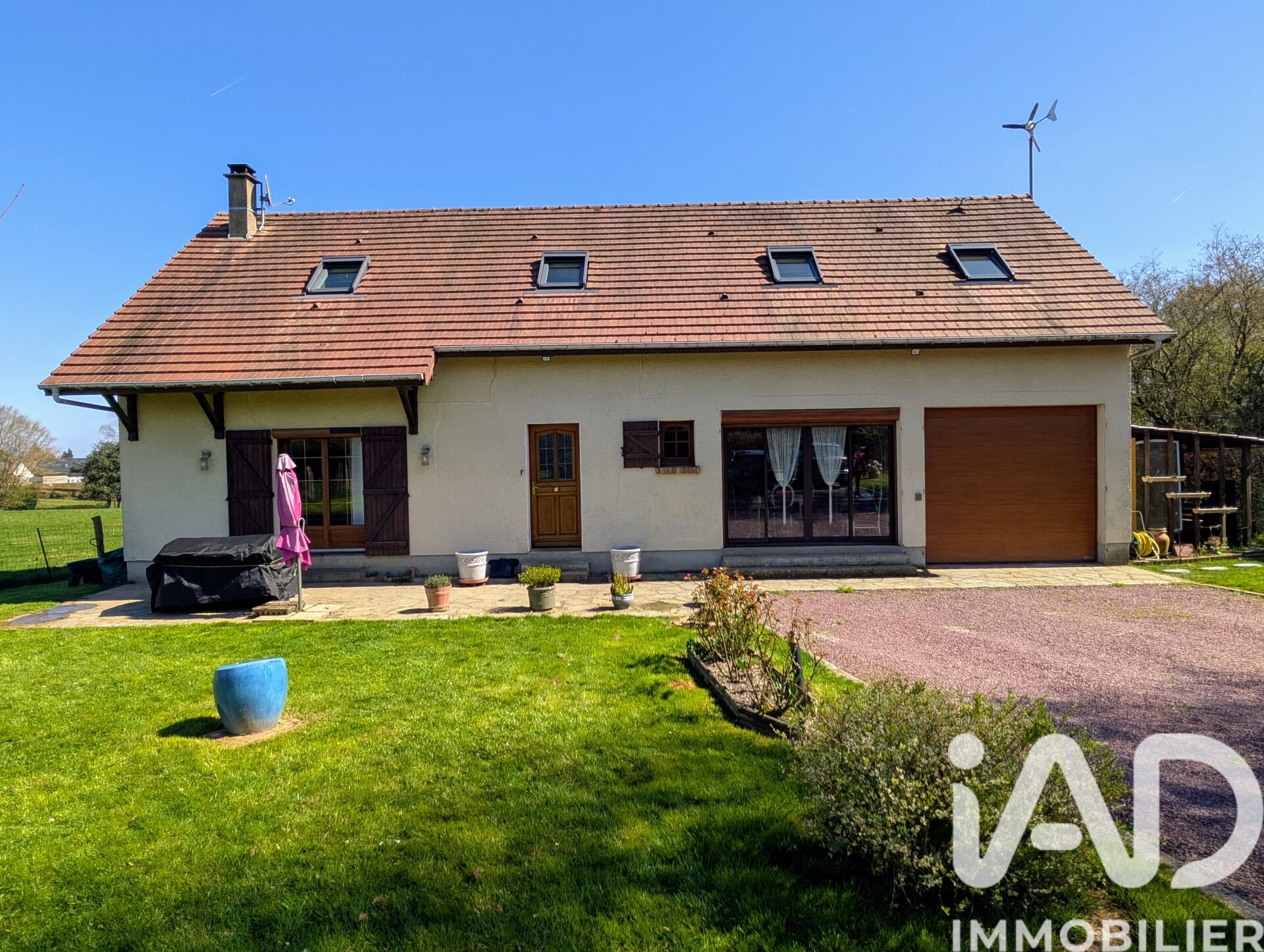 Neuf-Marche - 145m² - 6p. - 4ch.