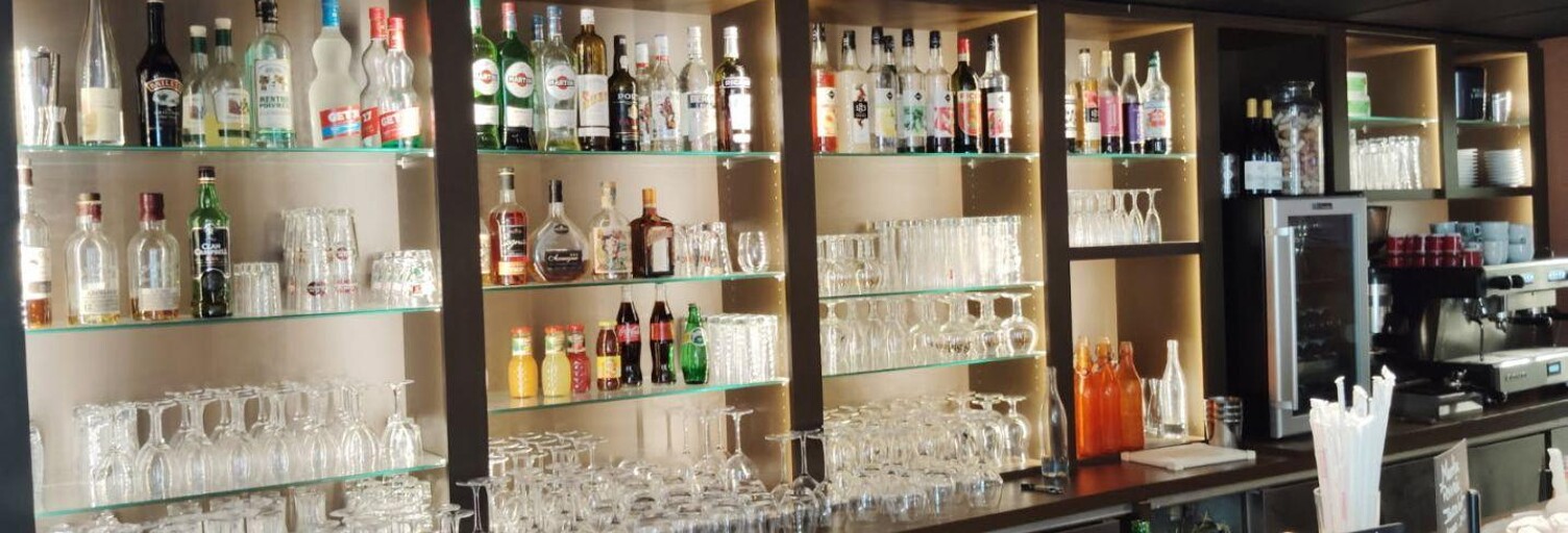 Commerce  178 m² à vendre à Francheville (69340)