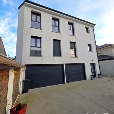 Maison 5 pièces 444990 €