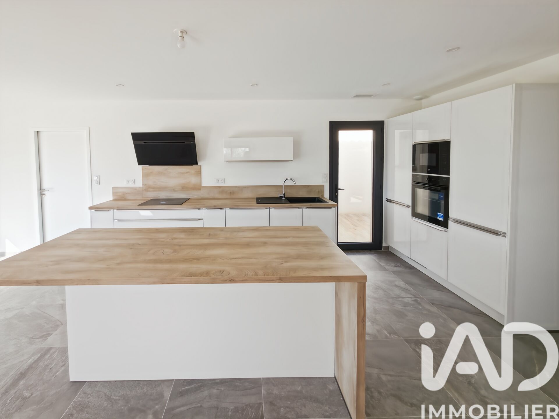 Sauvian - 112m² - 5p. - 3ch.