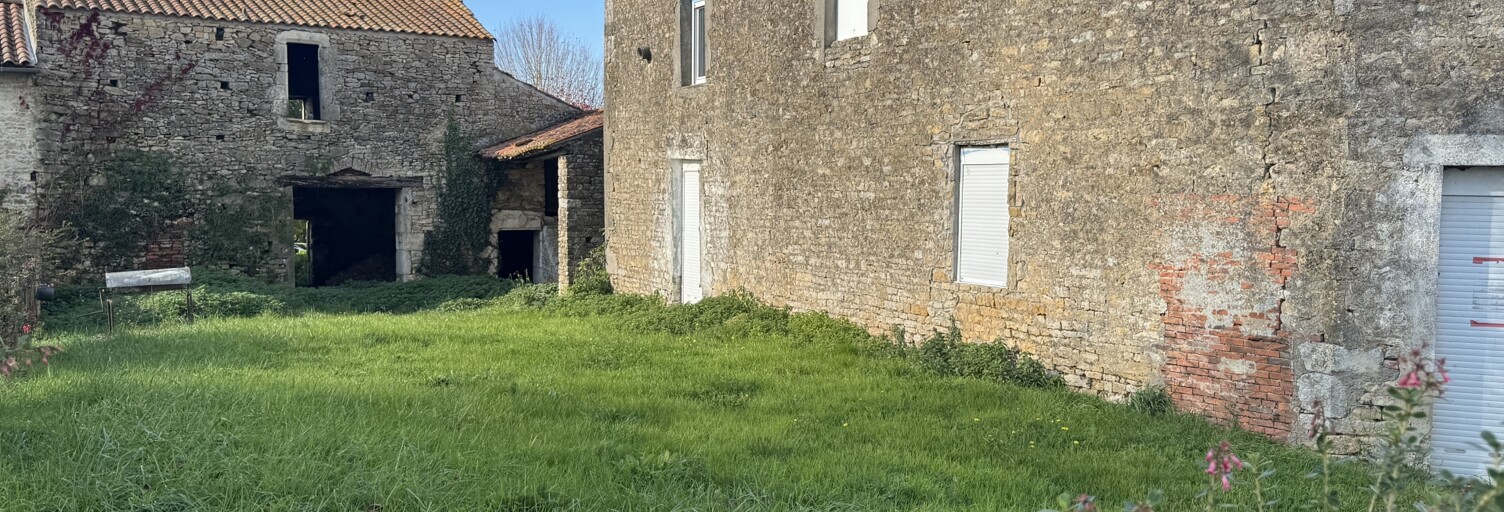 Maison 6 Pièces 157 m² à vendre à Rives-du-Fougerais (85410)