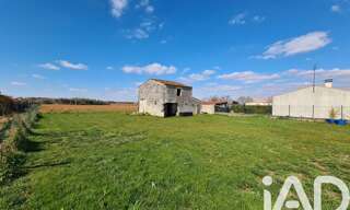 Terrain  883 m² à vendre à Saint-Porchaire (17250)