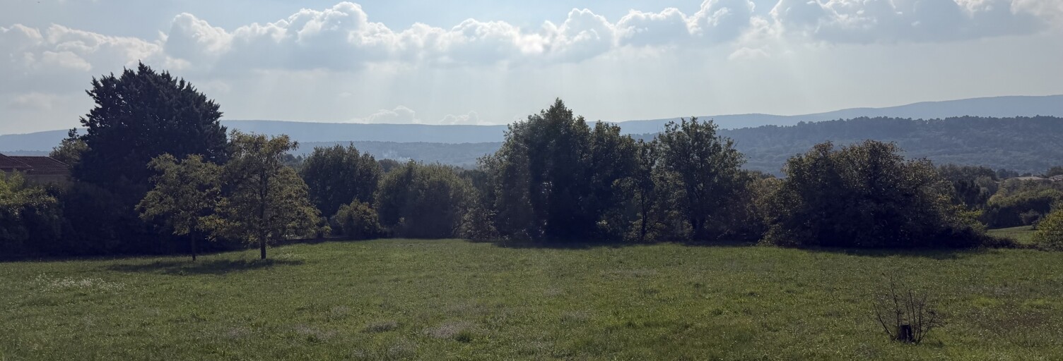 Terrain  1405 m² à vendre à Goult (84220)