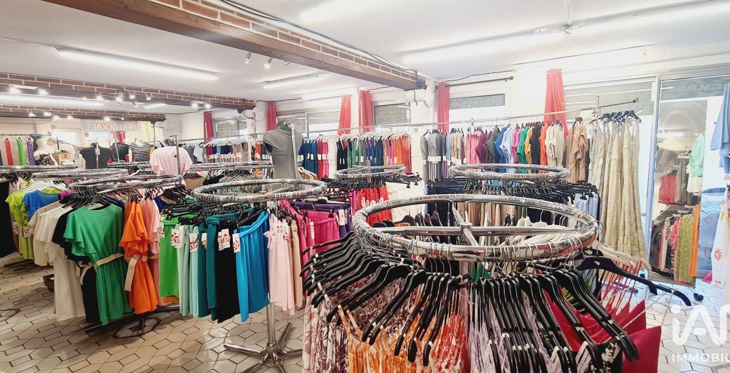 Vente Boutique/Local commercial 142 m&sup2; — photo 1