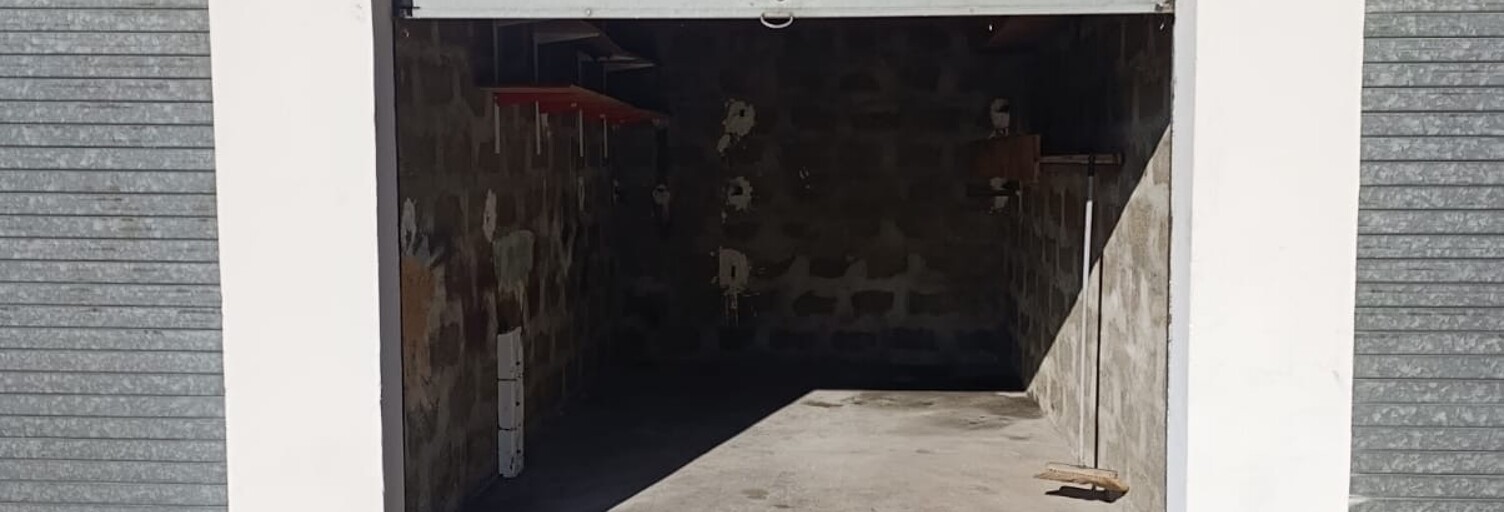 Garage  14 m² à vendre à Saint-Martin-d'Hères (38400)