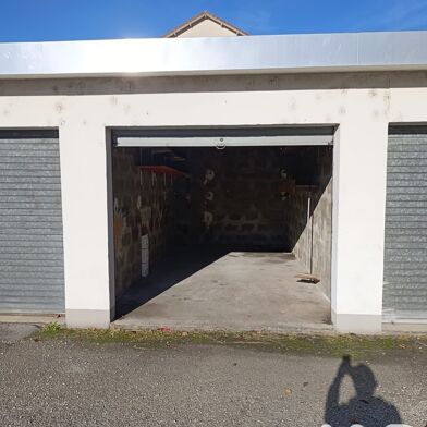 Garage  17000 €