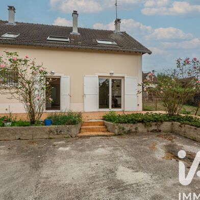 Maison 8 pièces 349000 €