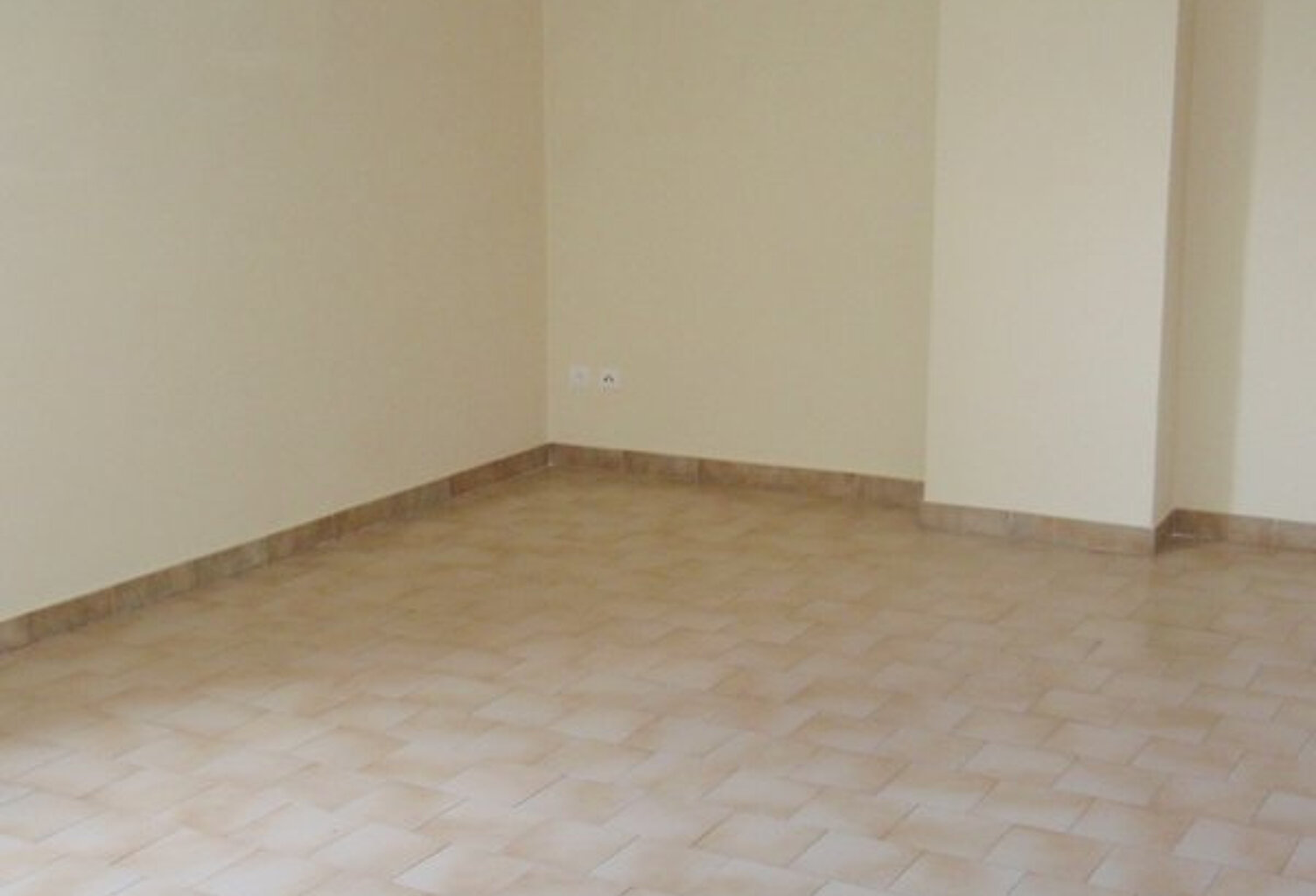  Appartement T3 Simiane-Collongue — photo 1
