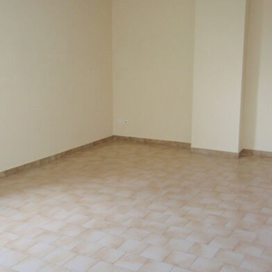 Appartement 3 pièces 1000 €