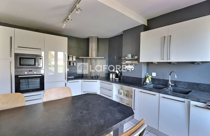 MAISON BOURGEOISE SECLIN - 6 pièce(s) - 162 m2  Seclin centre — photo 2