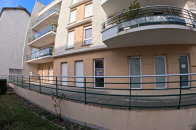 Commerce  176880 €