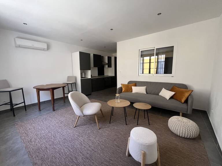 Centre historique de Jonquières : bel appartement rénové — photo 1
