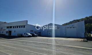 Local industriel  2184 m² à louer à Terrasson-Lavilledieu (24120)