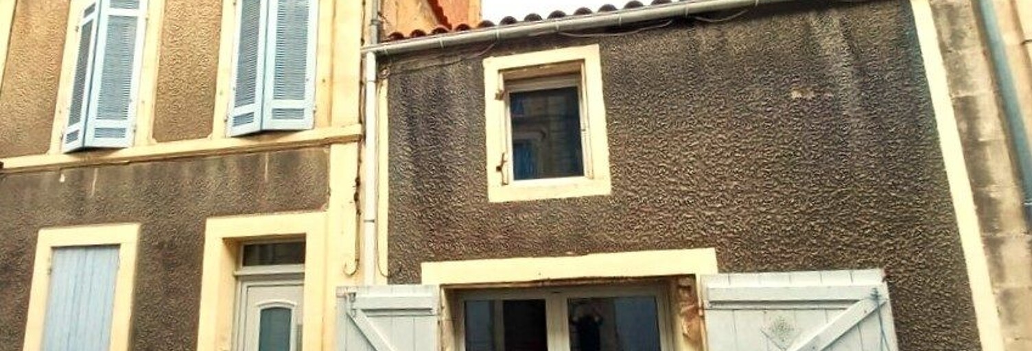 Immeuble  79 m² à vendre à Saint-Jean-d'Angély (17400)