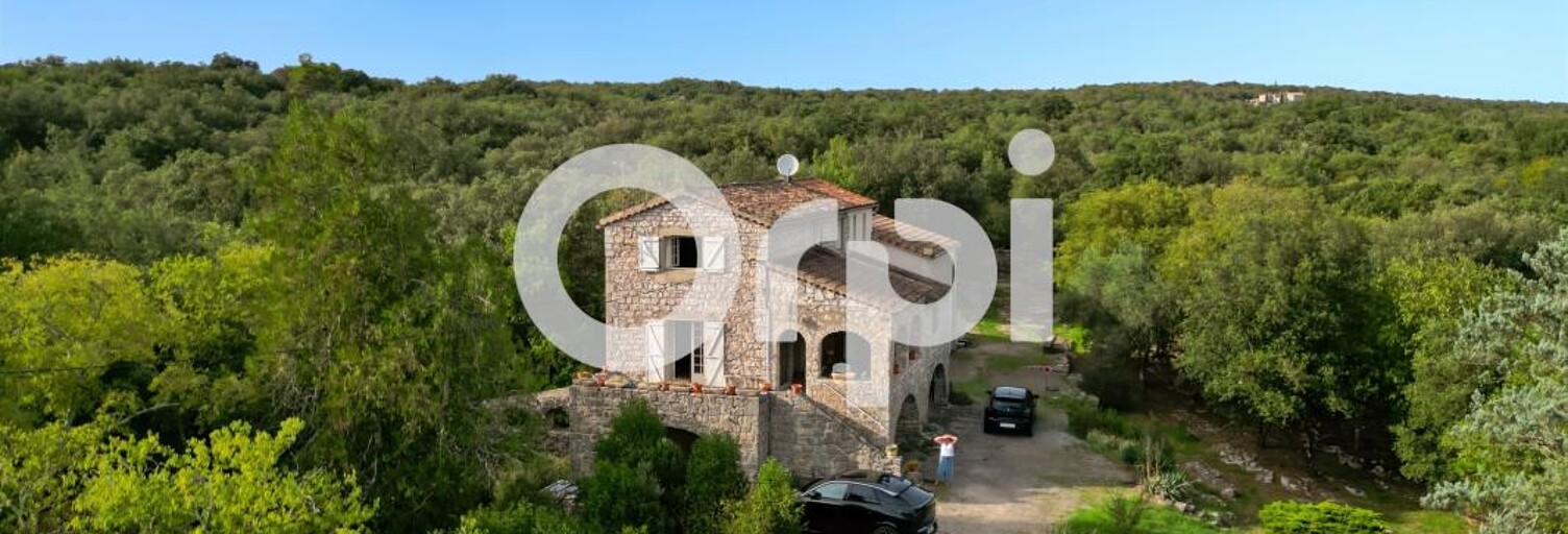 Maison 7 Pièces 223 m² à vendre à Ruoms (07120)