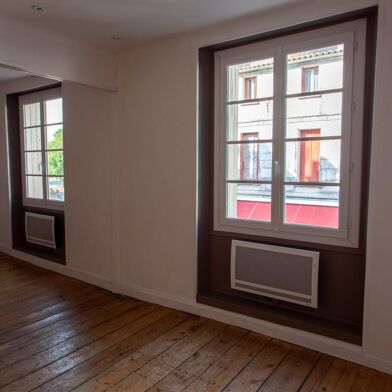 Appartement 4 pièces 226825 €